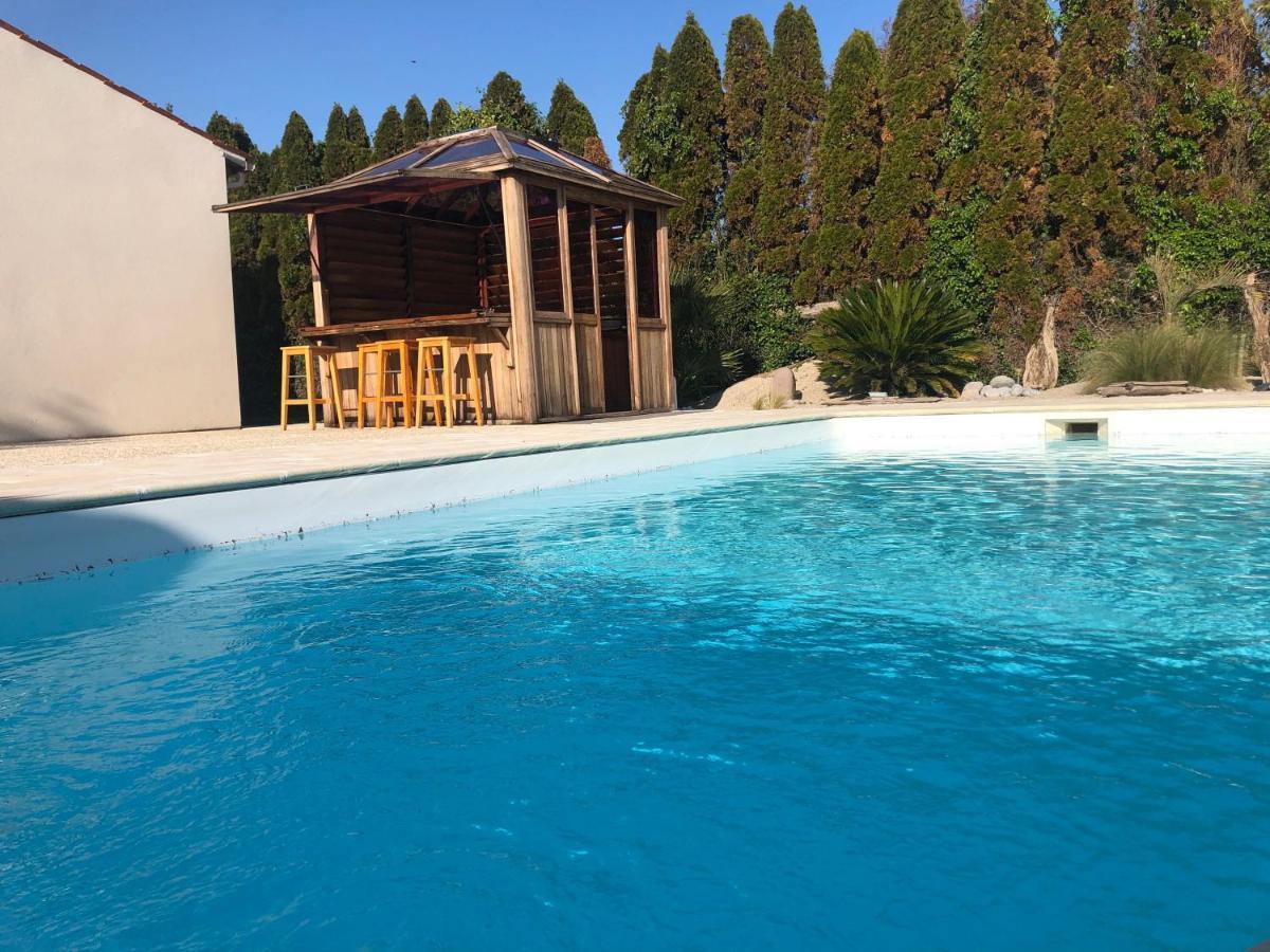 Piscine Et Jacuzzi A 2Km De La Plage De St Georges De Didonne Saint-Georges-de-Didonne Zewnętrze zdjęcie